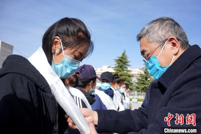 116376530_zsite.jpg 116376530_zsite.jpg